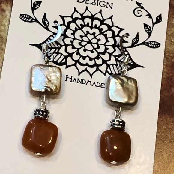 Pearl & Aventurine Earrings - Picture 6 of 8